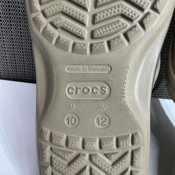 Crocs Classic Crocband Flip Thong Sandals M 10 W 12 Brow Flats Beach Summer - Picture 7 of 9